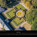 Brunnenarkagen im Gräflichen Park, Bad Driburg – Foto: Hans Blossey – Bad Driburg 2027