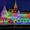April-Blatt des Kalenders Bückeburg 2022, Rathaus Bückeburg – Beleuchtung von B.D.T. Music & Light, Foto: Rolf Fischer